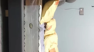 日韩欧美不卡一区二区高清-vavababy 面 試 畢 業 生 被 颻 渴 的 OL約 到 旅 館 脫 下 褲 子 吃 各 種 姿 勢 狂 抽 猛 送 全 部 射 嘴 巴 吞 淨