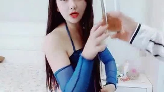 下一篇中文字幕人妻-快餐豪哥1500约炮粉逼艺校兼职妹逼太紧几分钟就把哥搞射了的!