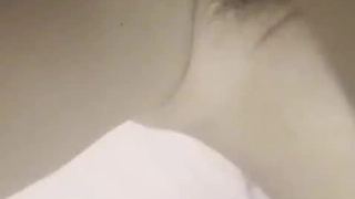 欧美日韩人妻激情-第一次与男友以外的男人在行使中车震!