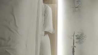 自拍无码精品在线观看-深谷で田植えをする稲作農家の巨乳嫁 観月しおり的的!